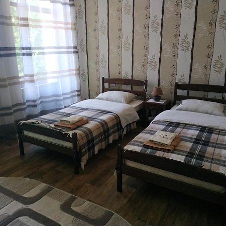 Apartment In The Center Of Old Town Kamianets Podilskyi Bagian luar foto